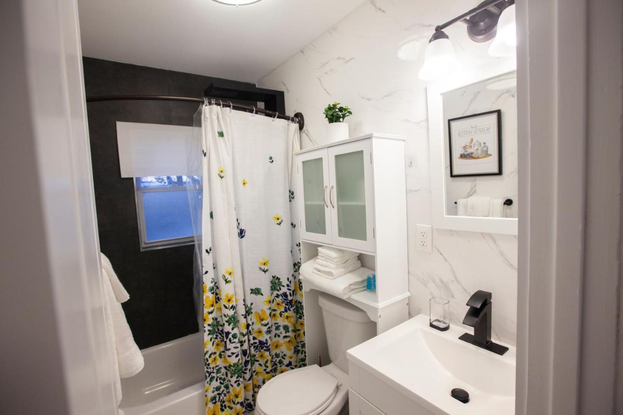 Alafia- Cozy Jfk Area Home - This Property Is A Hosted Property Meaning The Host Live On Site New York Eksteriør bilde
